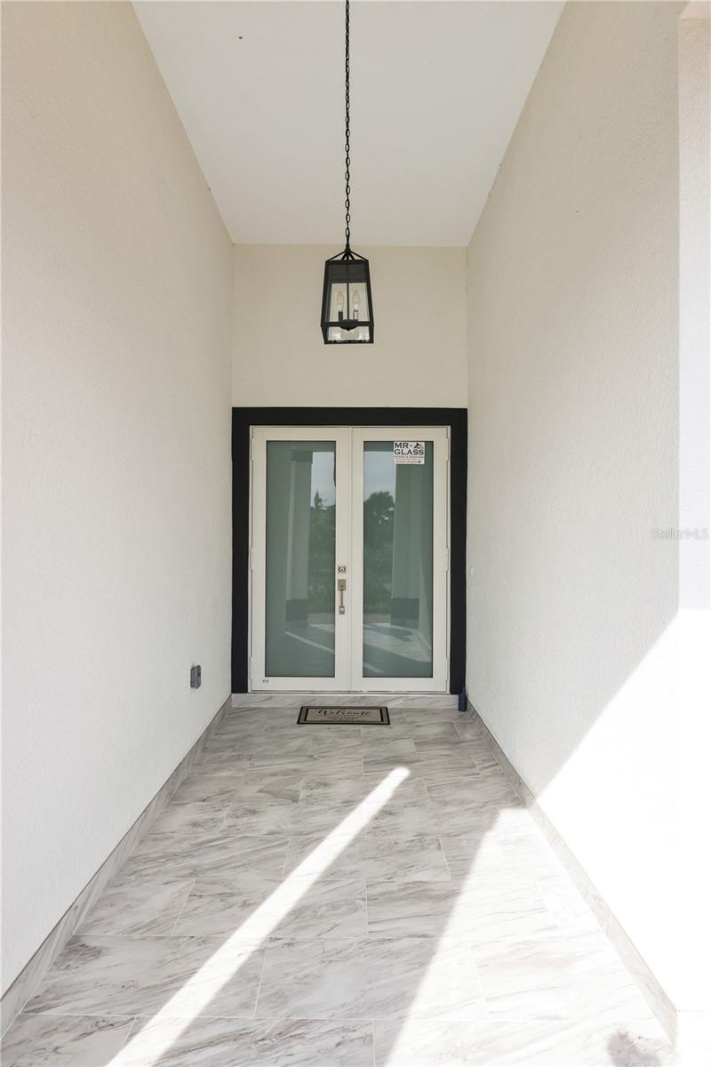 ROTONDA LAKES - Residential