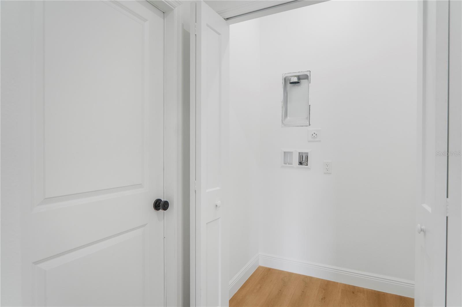 LINKSIDE VILLAGE AT ERROL ESTATES - Residential