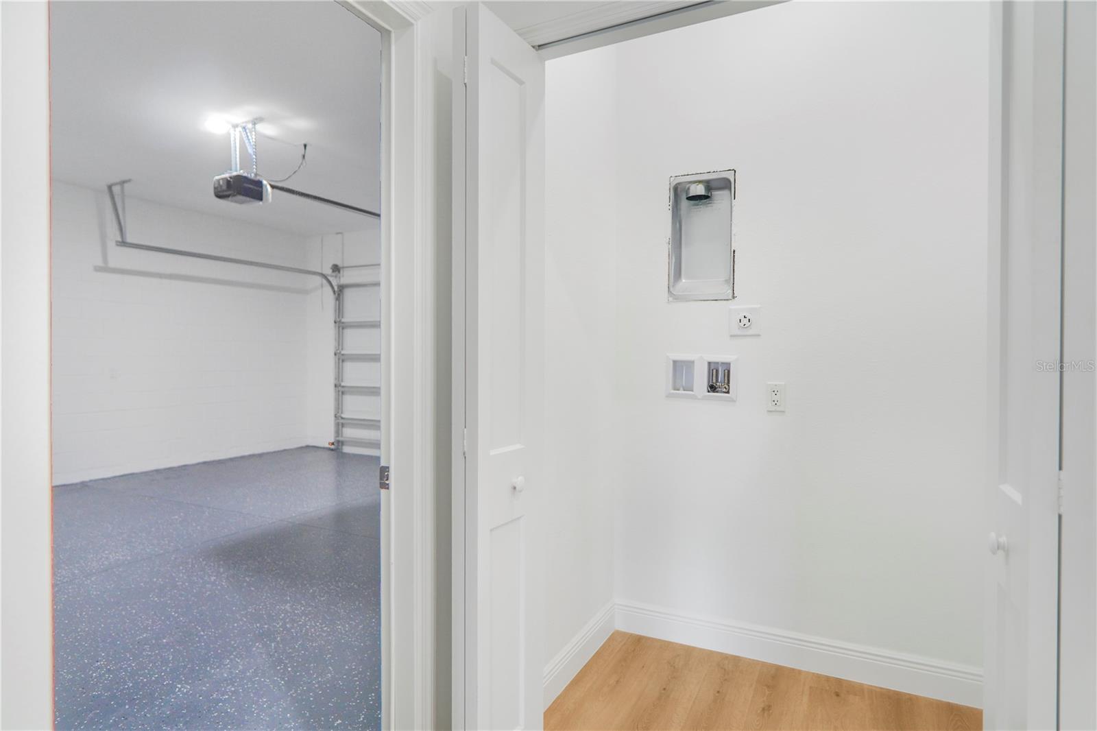 LINKSIDE VILLAGE AT ERROL ESTATES - Residential