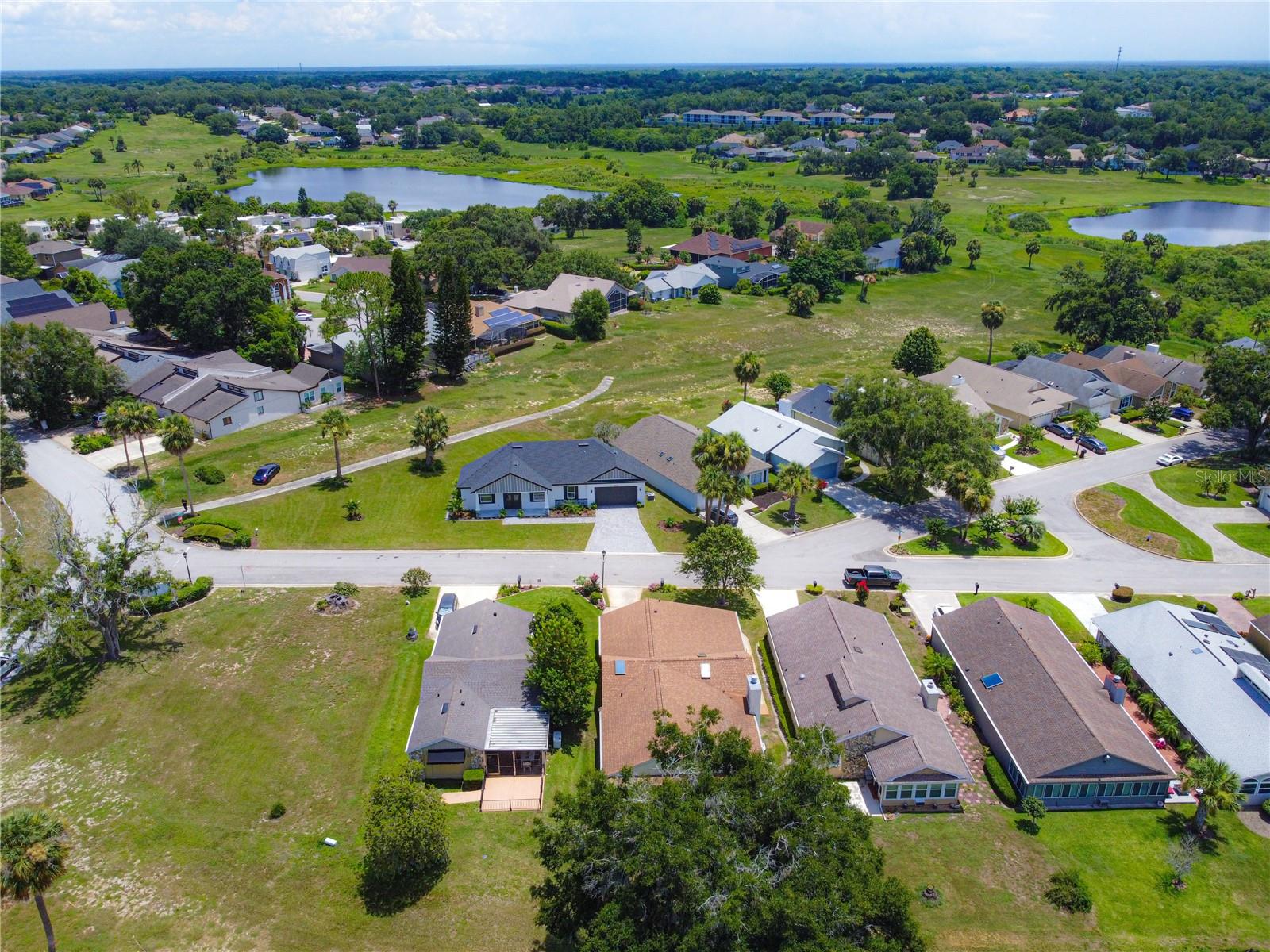 LINKSIDE VILLAGE AT ERROL ESTATES - Residential