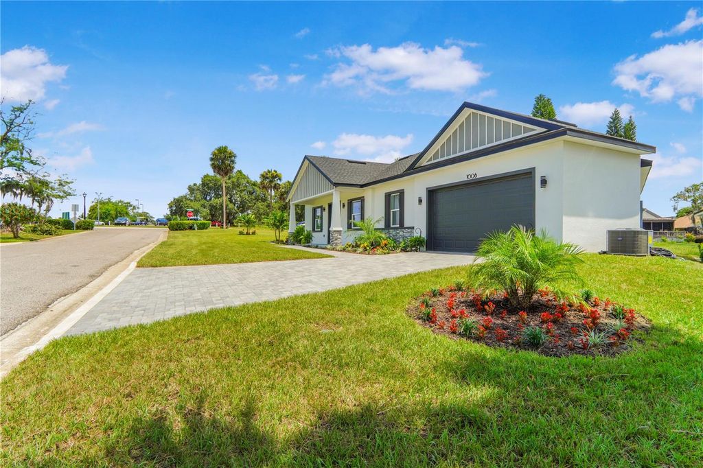 Photo of 1006 Linkside Court, Apopka, FL 32712 (MLS # O6387970)
