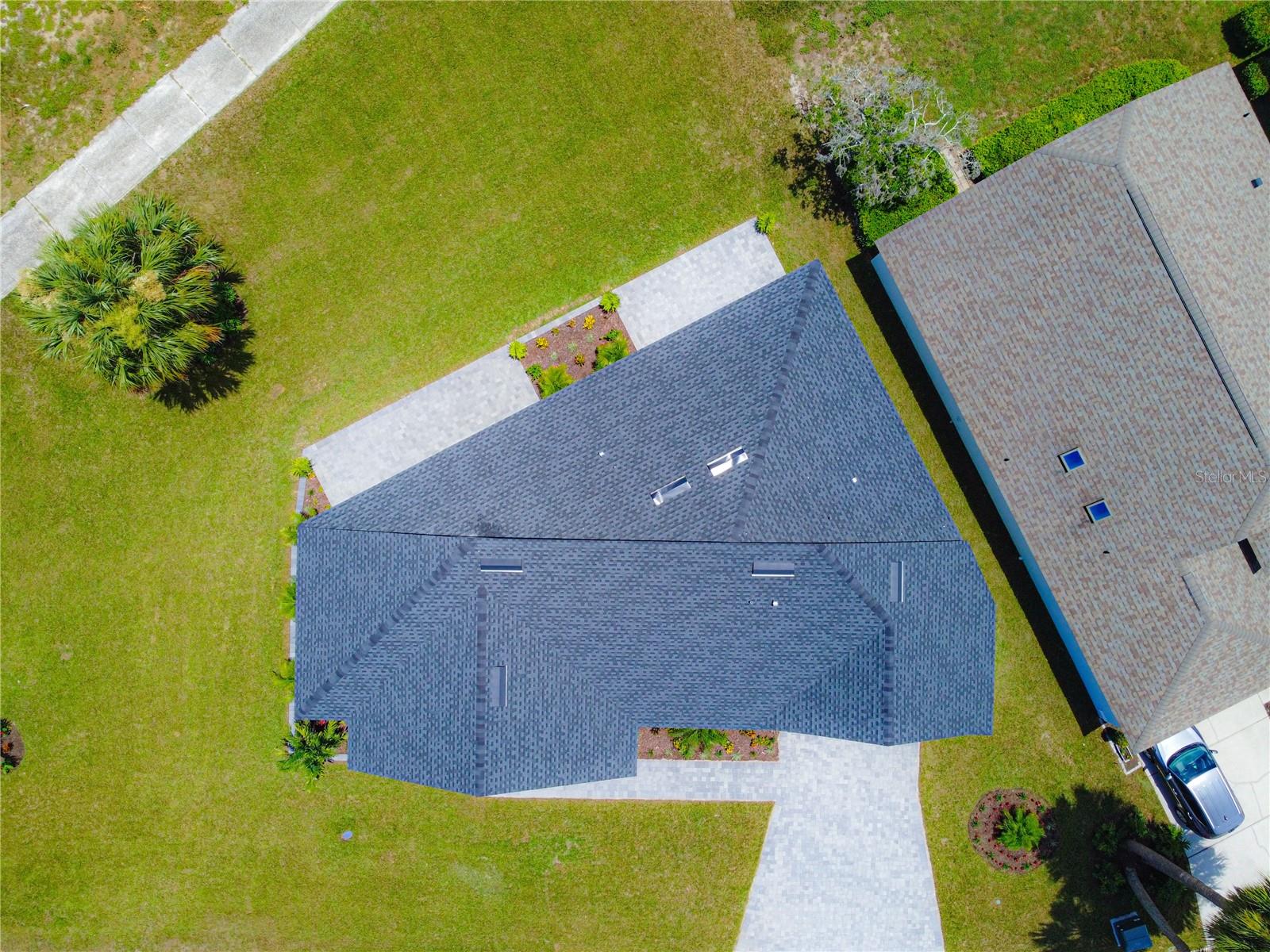 LINKSIDE VILLAGE AT ERROL ESTATES - Residential