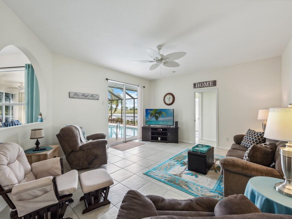 ROYAL PALM GOLF ESTATE UNIT 1 REP - Residential