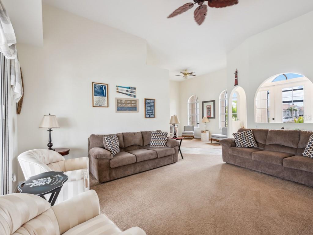 ROYAL PALM GOLF ESTATE UNIT 1 REP - Residential