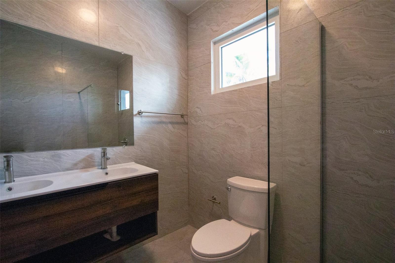 OCEAN PARK - Residential