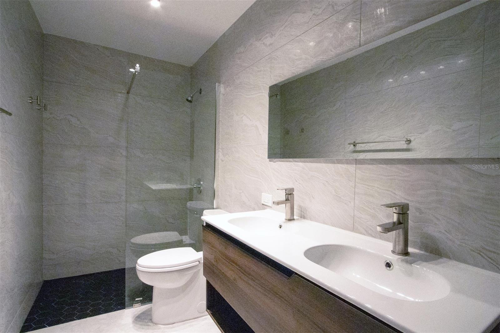 OCEAN PARK - Residential