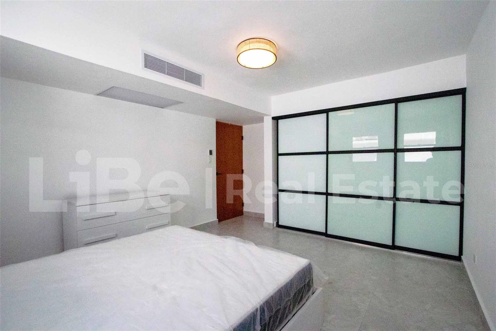 OCEAN PARK - Residential