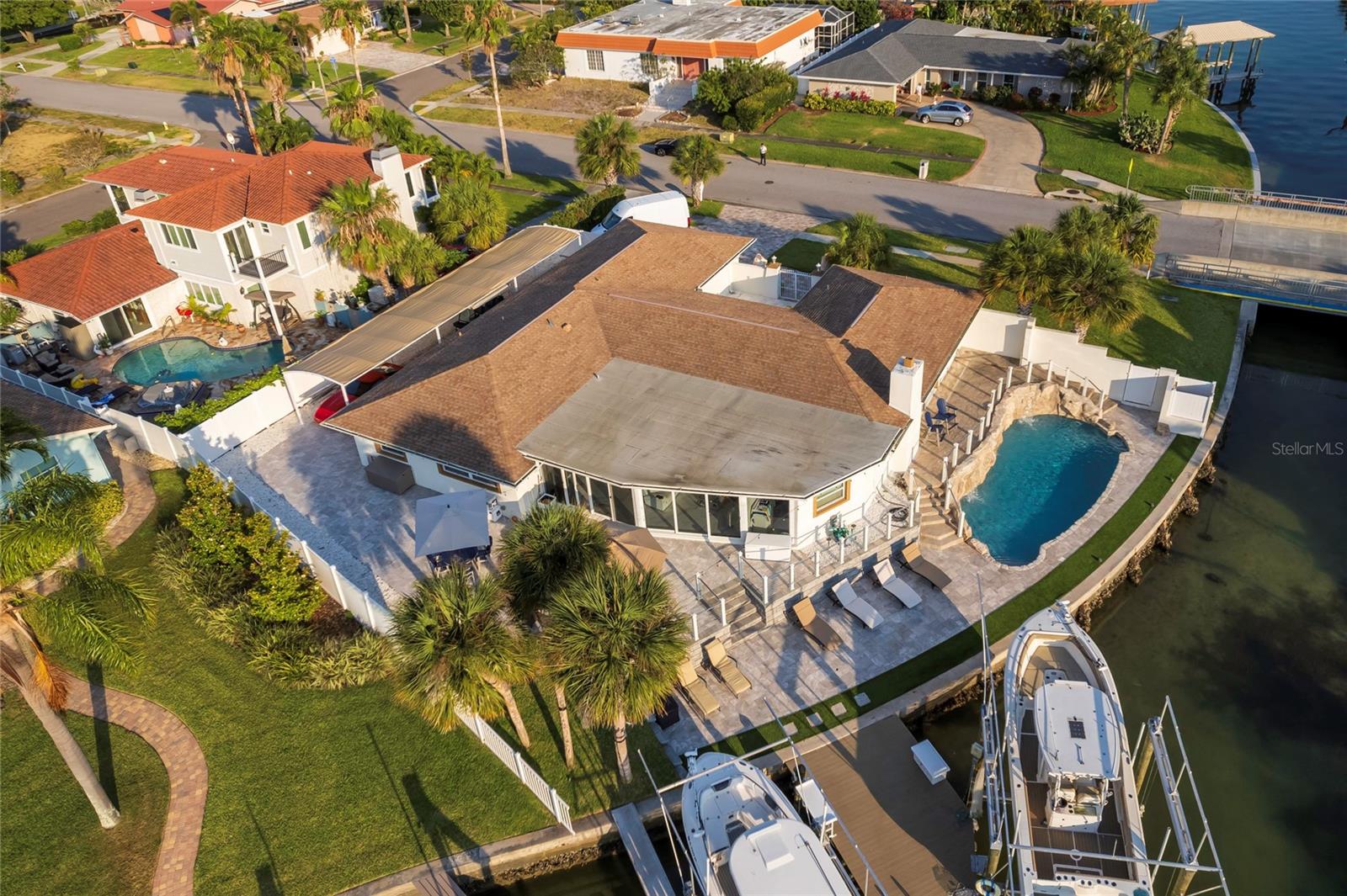 ISLAND ESTATE OF CLEARWATER UNITS 6D 7A 7C - Residential