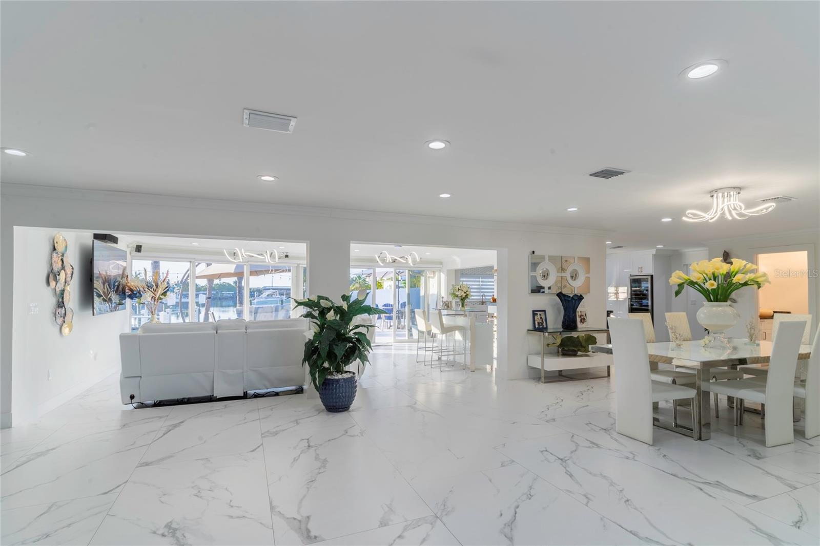 ISLAND ESTATE OF CLEARWATER UNITS 6D 7A 7C - Residential