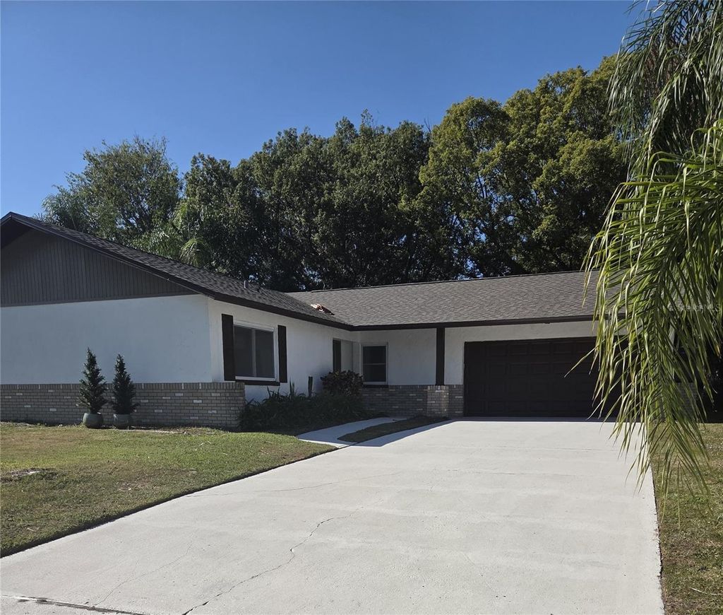 Photo of 1558 Cottonwood Terrace, Dunedin, FL 34698 (MLS # TB8393587)