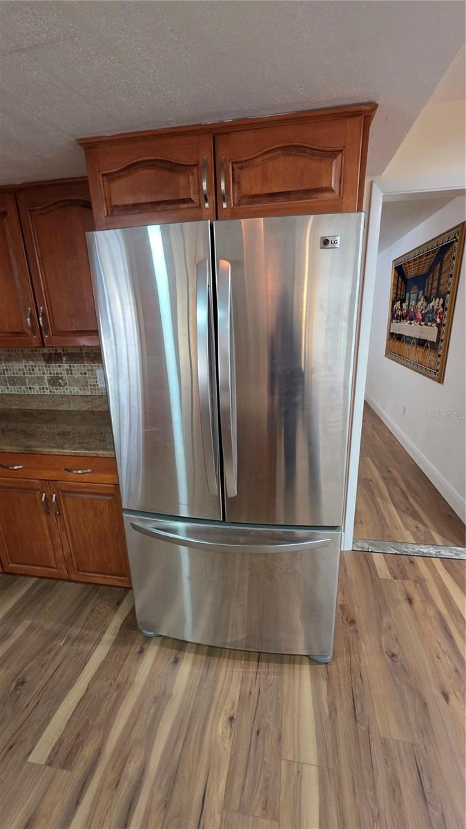 COUNTRY WOODS - Residential