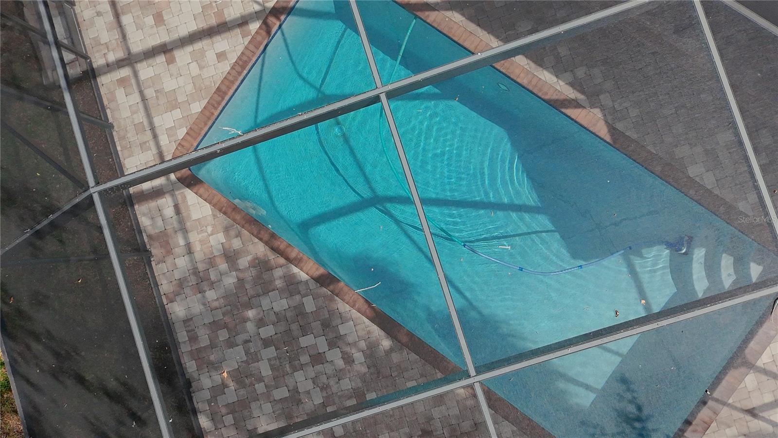 COUNTRY WOODS - Residential