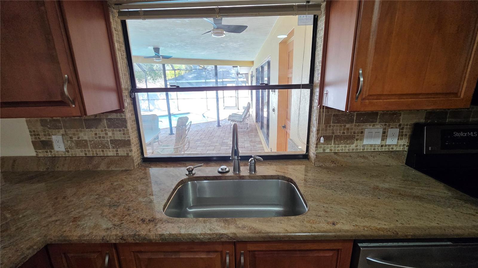 COUNTRY WOODS - Residential