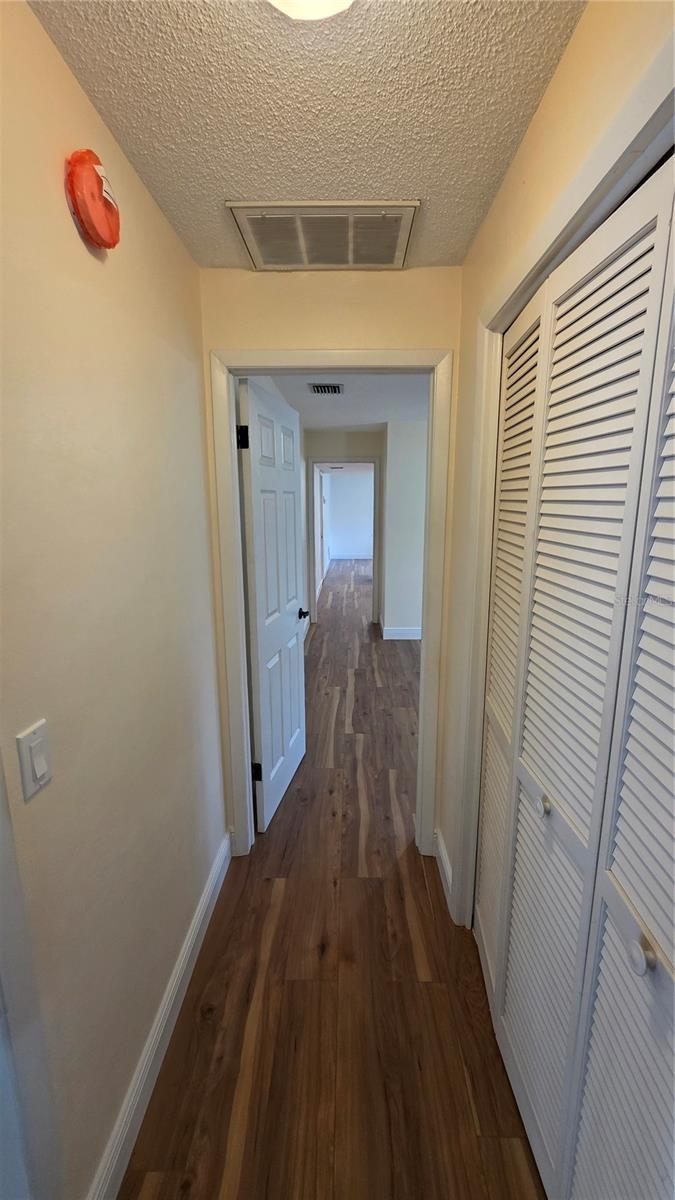 COUNTRY WOODS - Residential