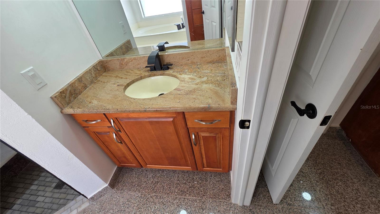 COUNTRY WOODS - Residential