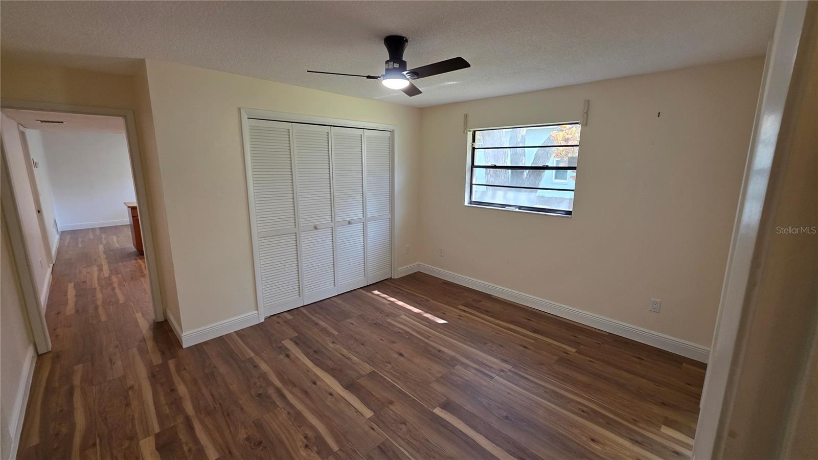 COUNTRY WOODS - Residential