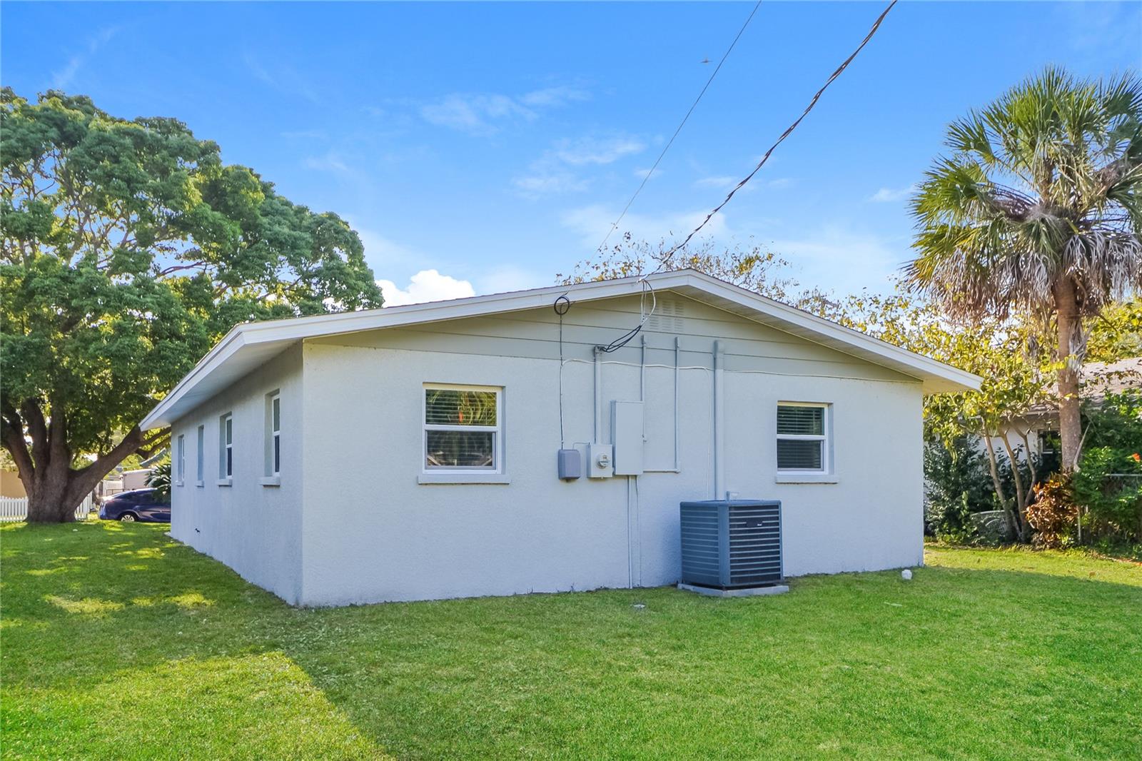 GRANDE VILLA ESTATES - Residential Lease