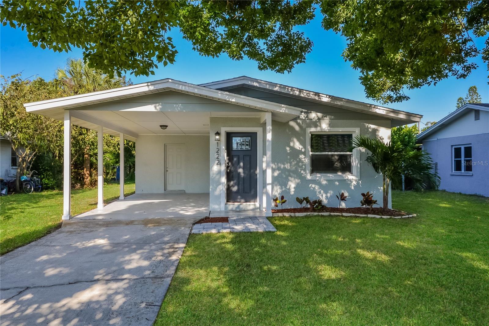 GRANDE VILLA ESTATES - Residential Lease