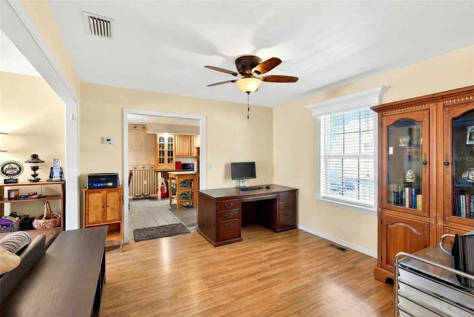 SILVER MDWS CENTRAL - Residential