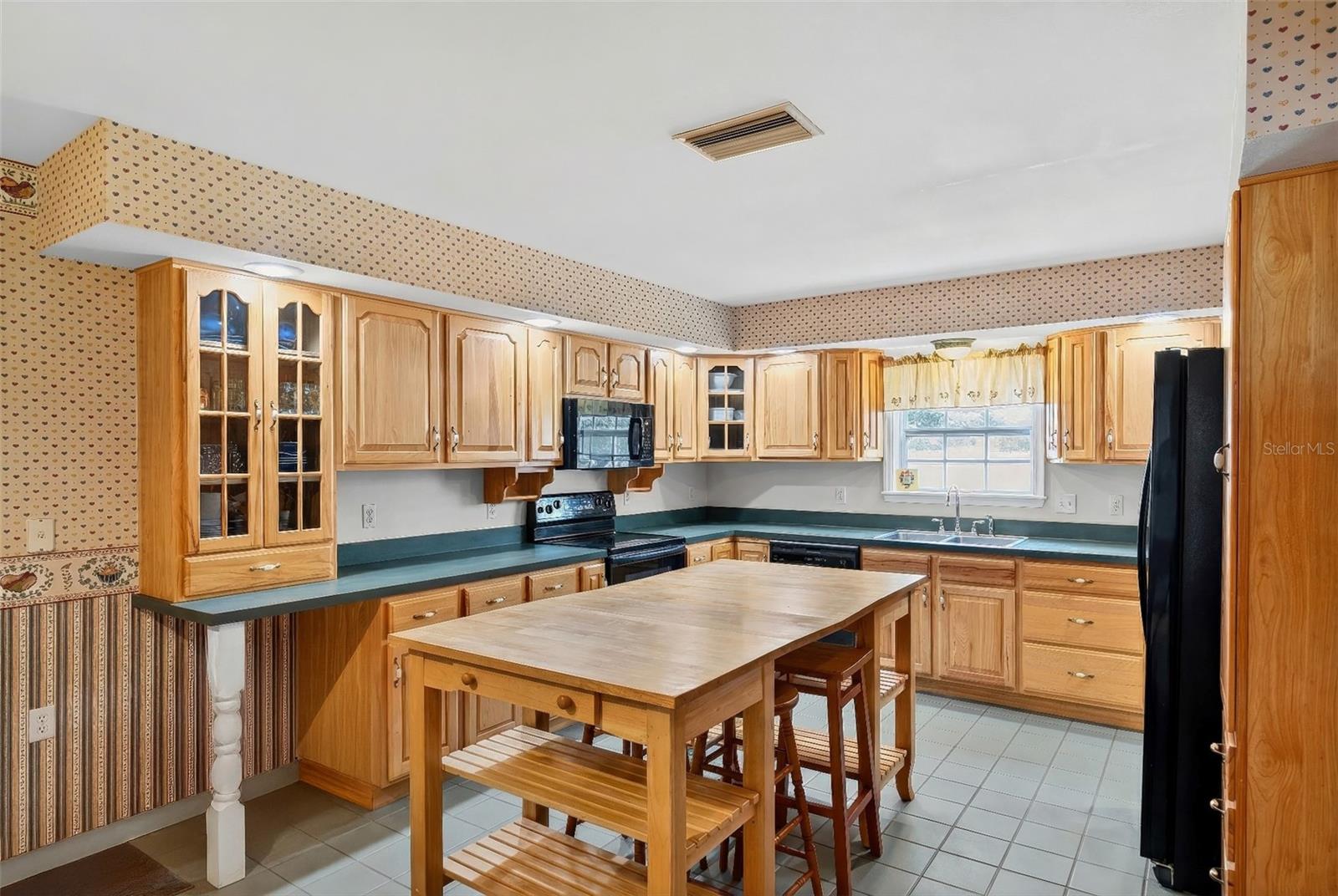 SILVER MDWS CENTRAL - Residential