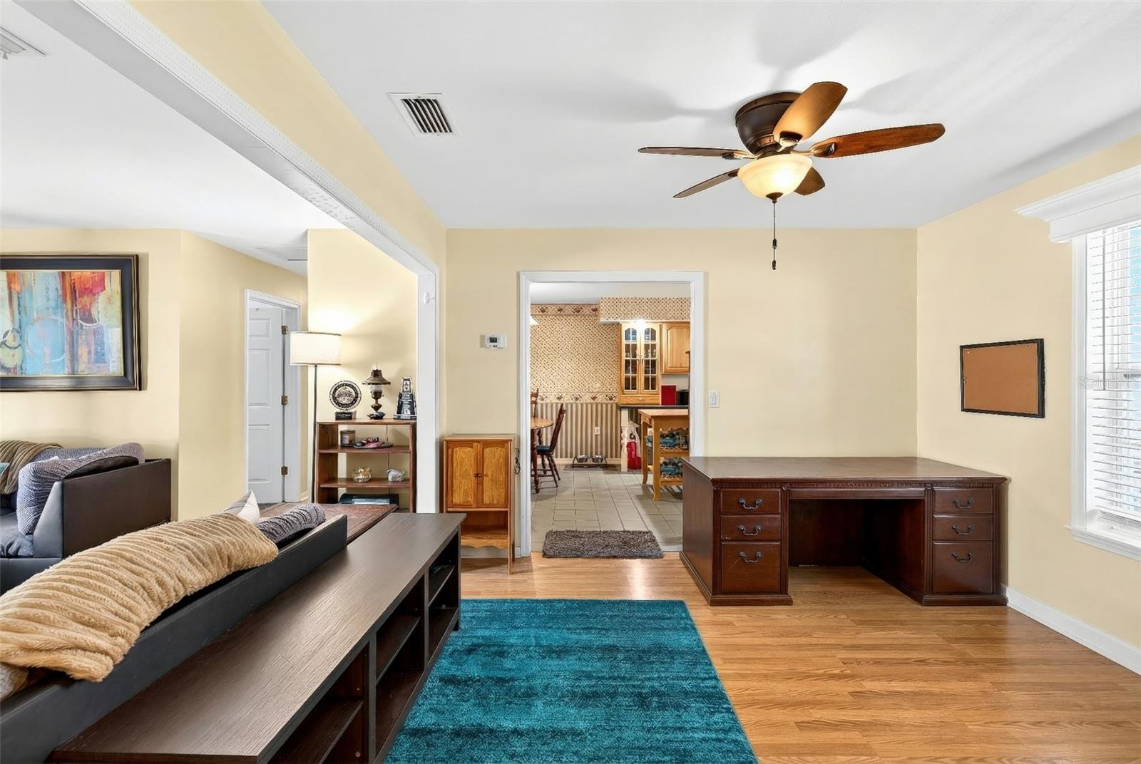 SILVER MDWS CENTRAL - Residential