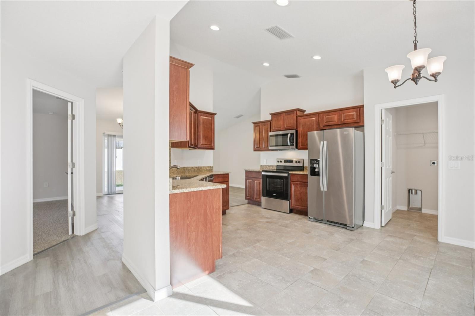 MARION OAKS UN 10 - Residential