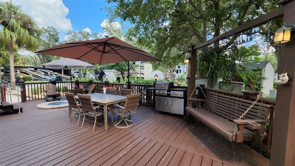 Photo of 186 LONGHORN DRIVE, LAKE WALES, FL 33898 (MLS # U8174068)