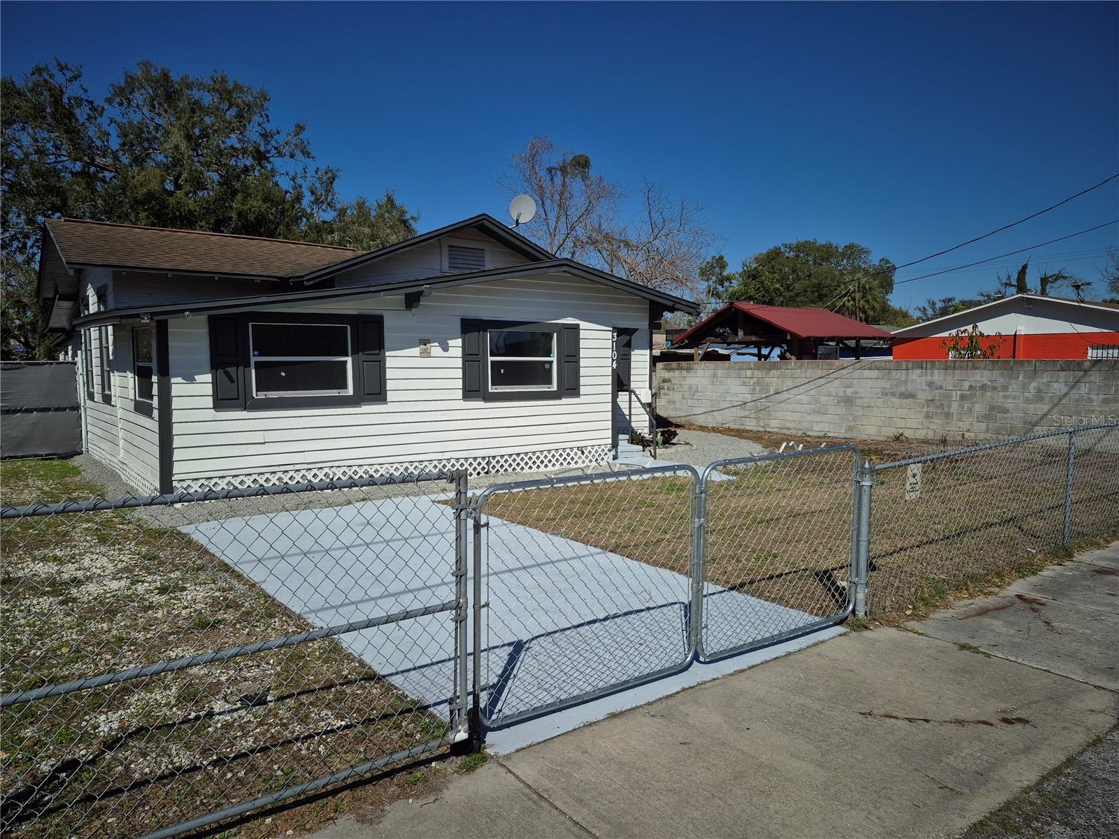 BELLMONT HEIGHTS - Residential Lease