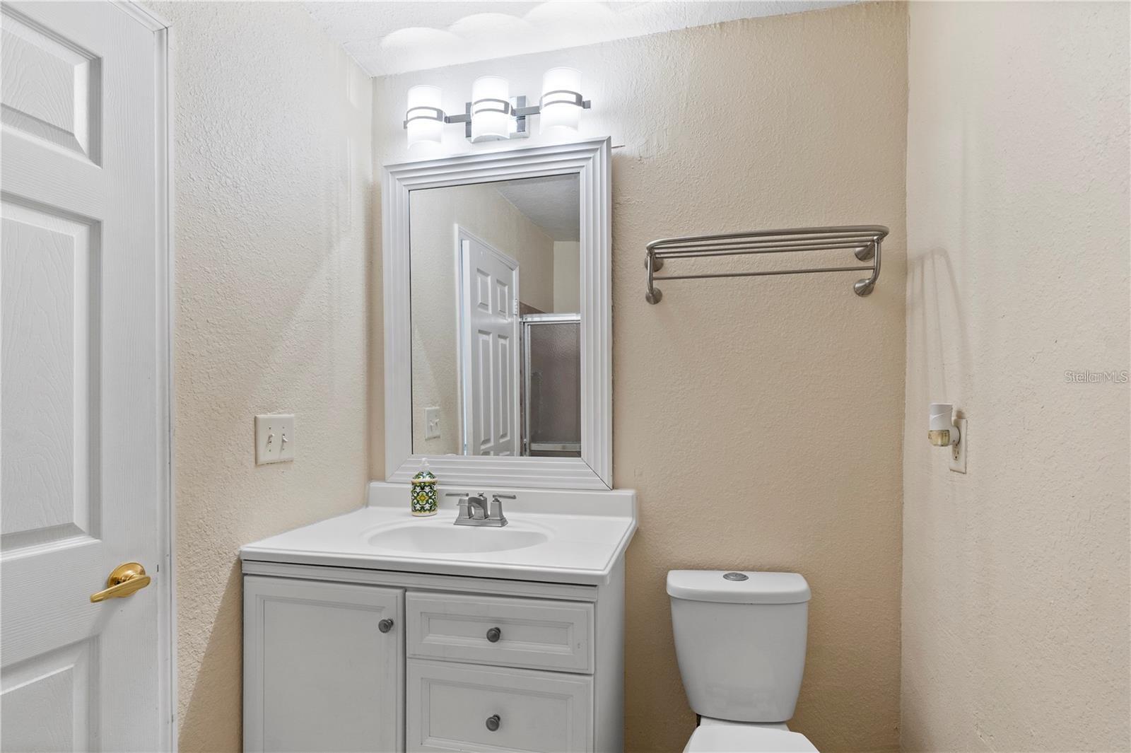 ROYAL ARMS CONDO - Residential Lease