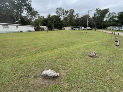 Tiny photo for 2610 SE 67th Street, Ocala, FL 34480 (MLS # O6349854)