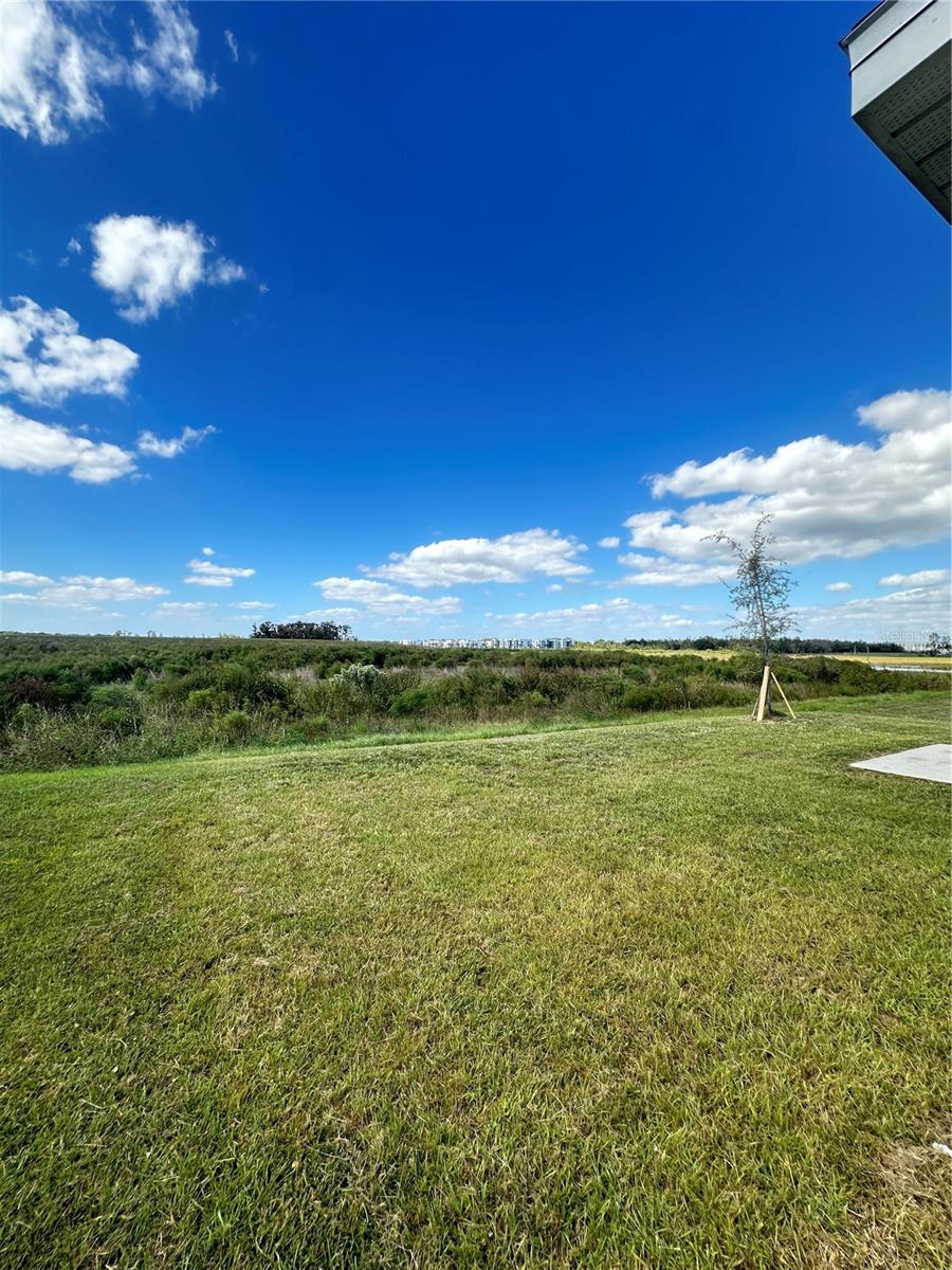 KNIGHTSBRIDGE PH 1 - Residential Lease