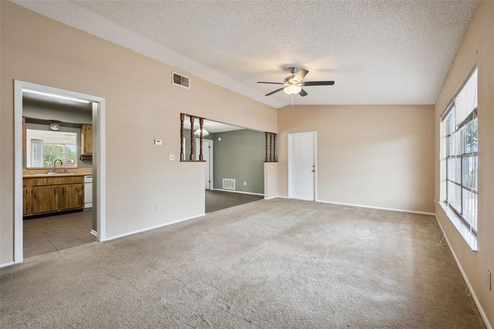 SPRING PINES - Residential
