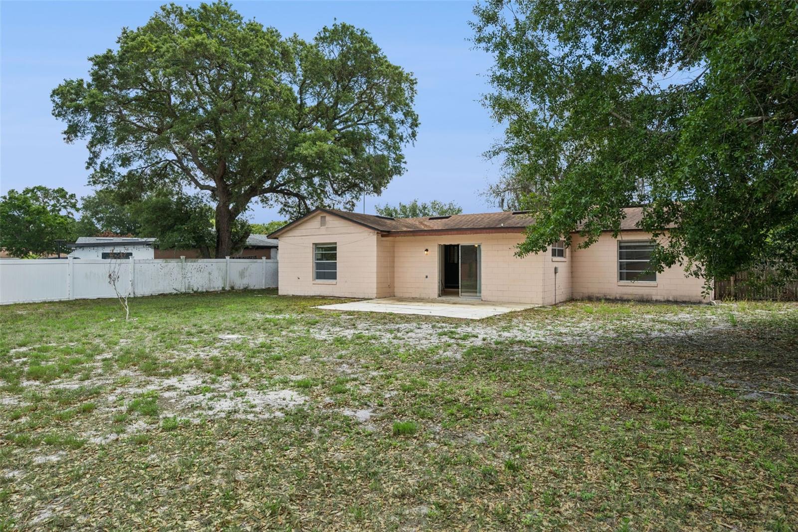 SPRING PINES - Residential