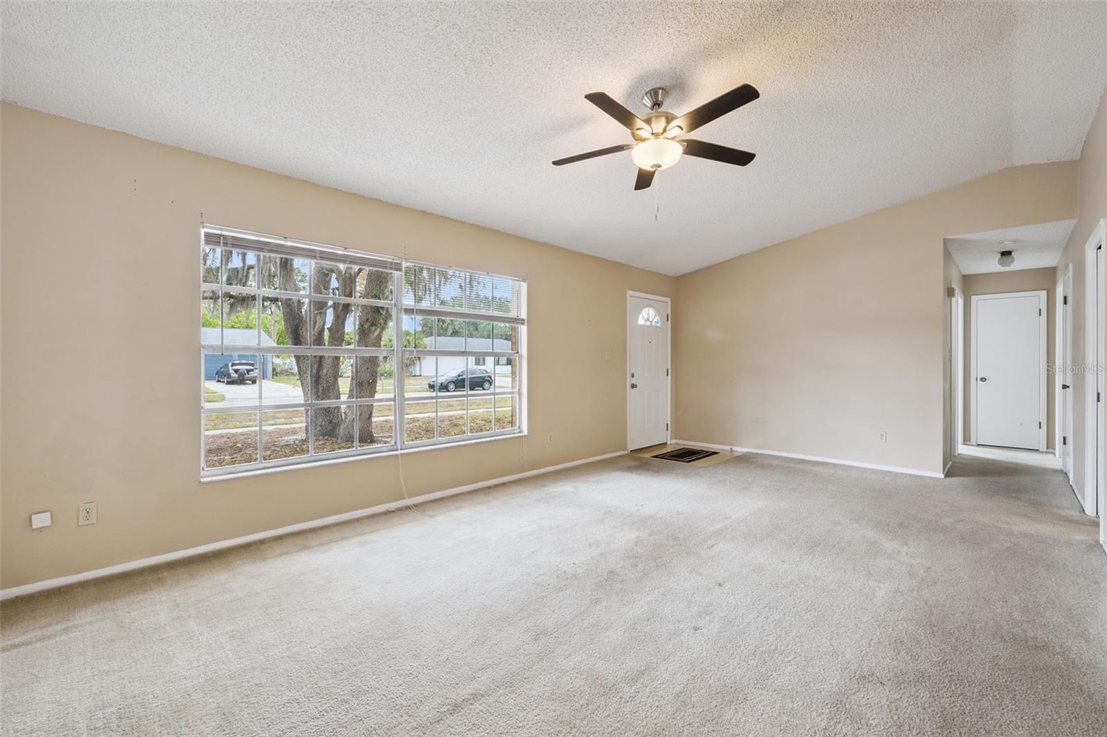 SPRING PINES - Residential