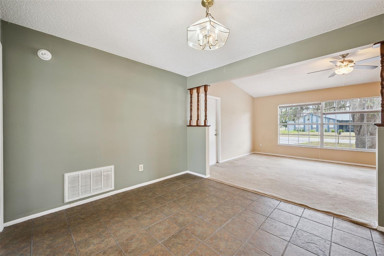 SPRING PINES - Residential