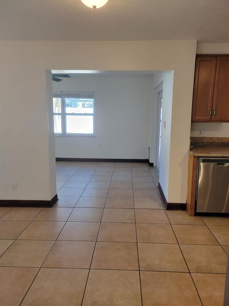 WOODBROOK HIGHLANDS - Residential Lease