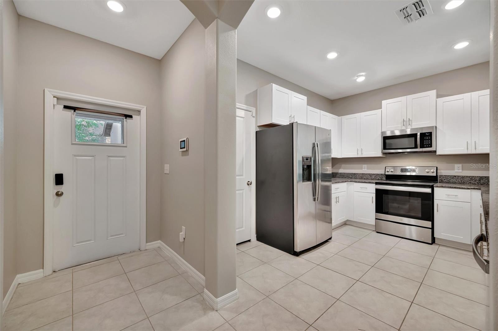 GLENCOVE AT BAY PARK - Residential Lease