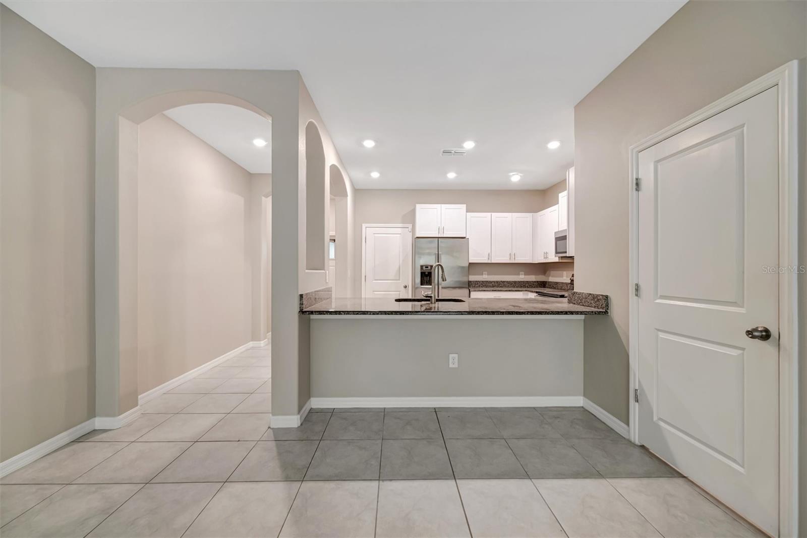 GLENCOVE AT BAY PARK - Residential Lease