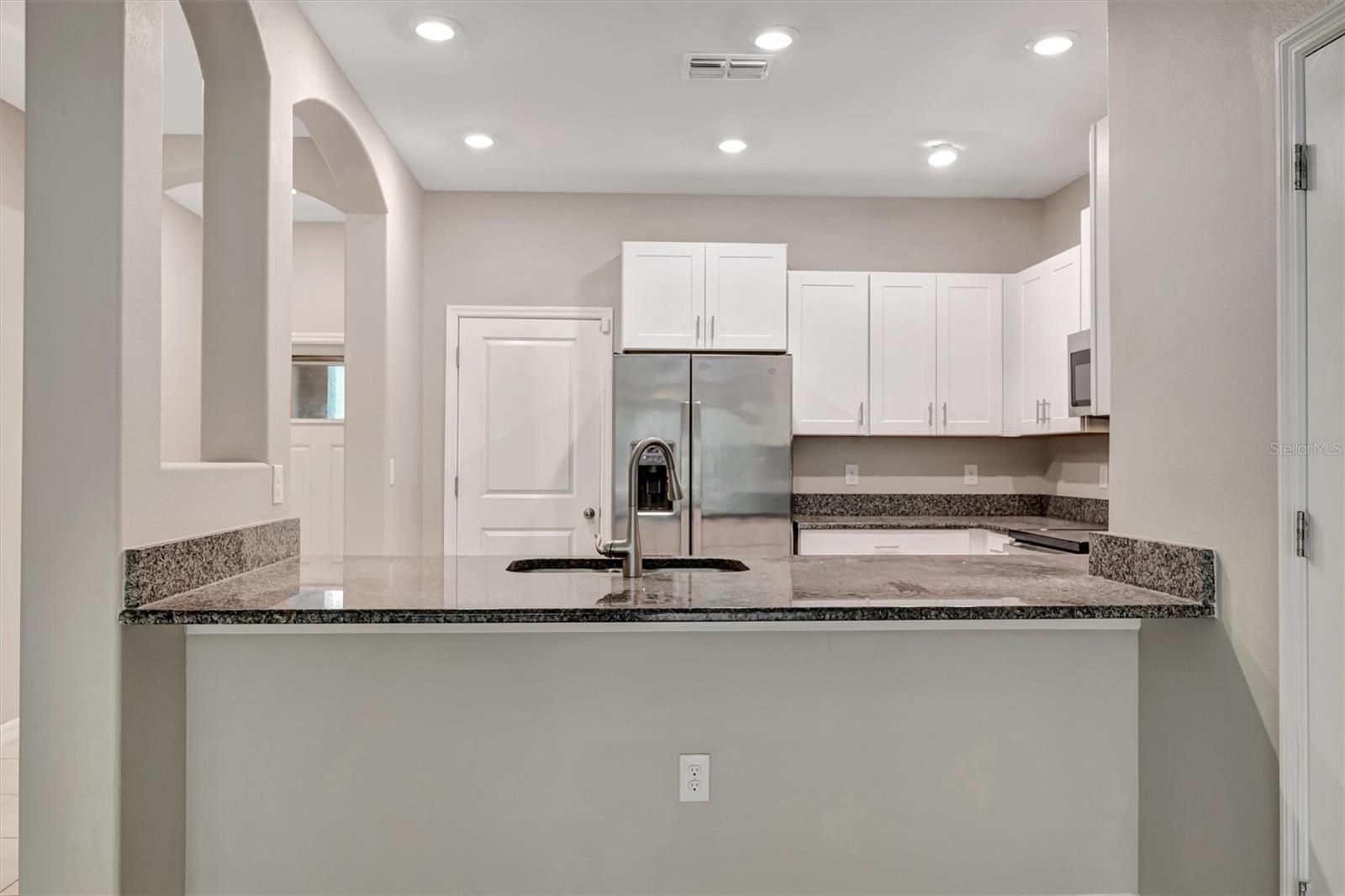 GLENCOVE AT BAY PARK - Residential Lease