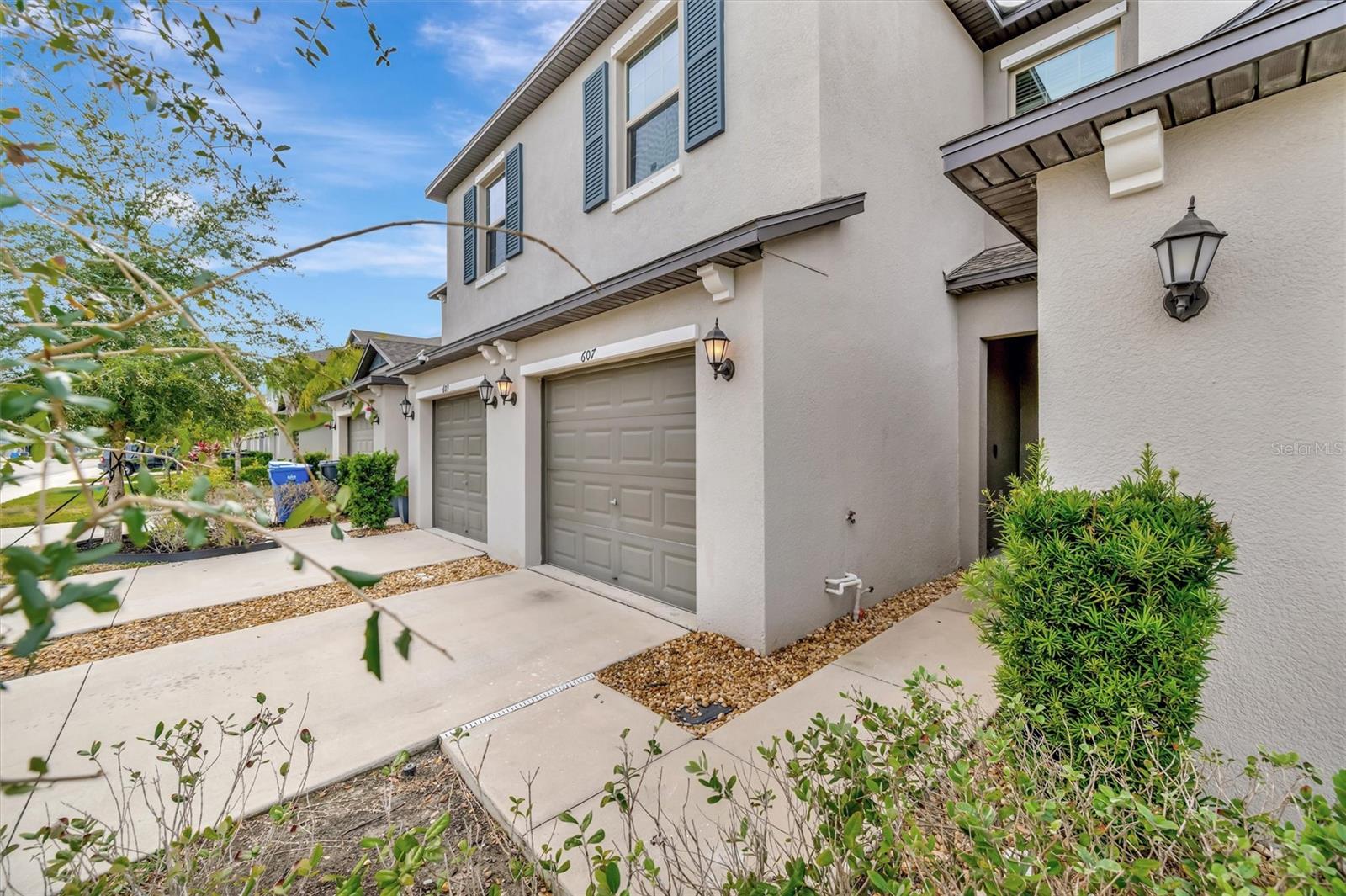 GLENCOVE AT BAY PARK - Residential Lease