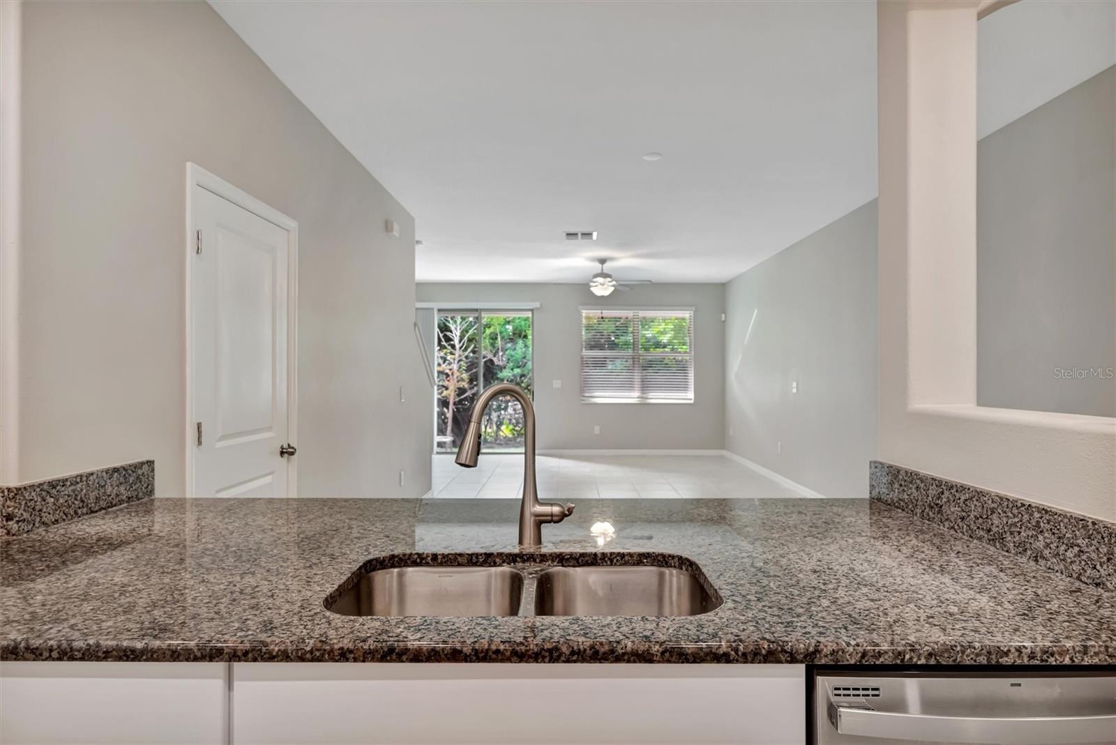 GLENCOVE AT BAY PARK - Residential Lease