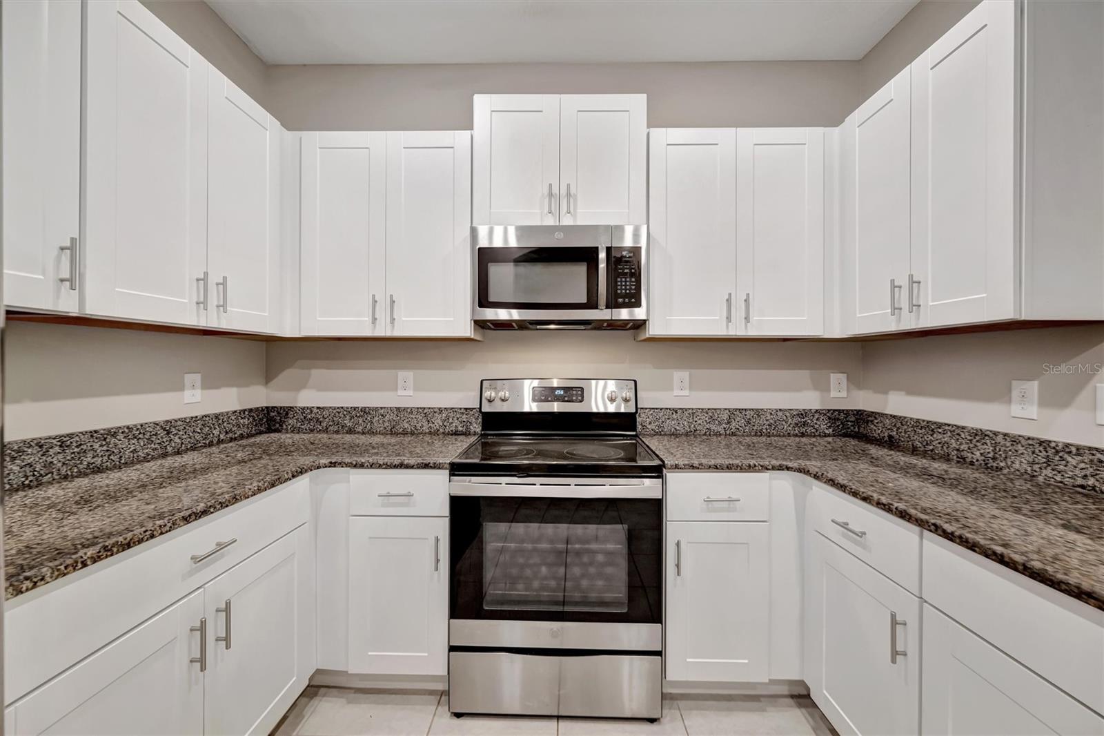 GLENCOVE AT BAY PARK - Residential Lease