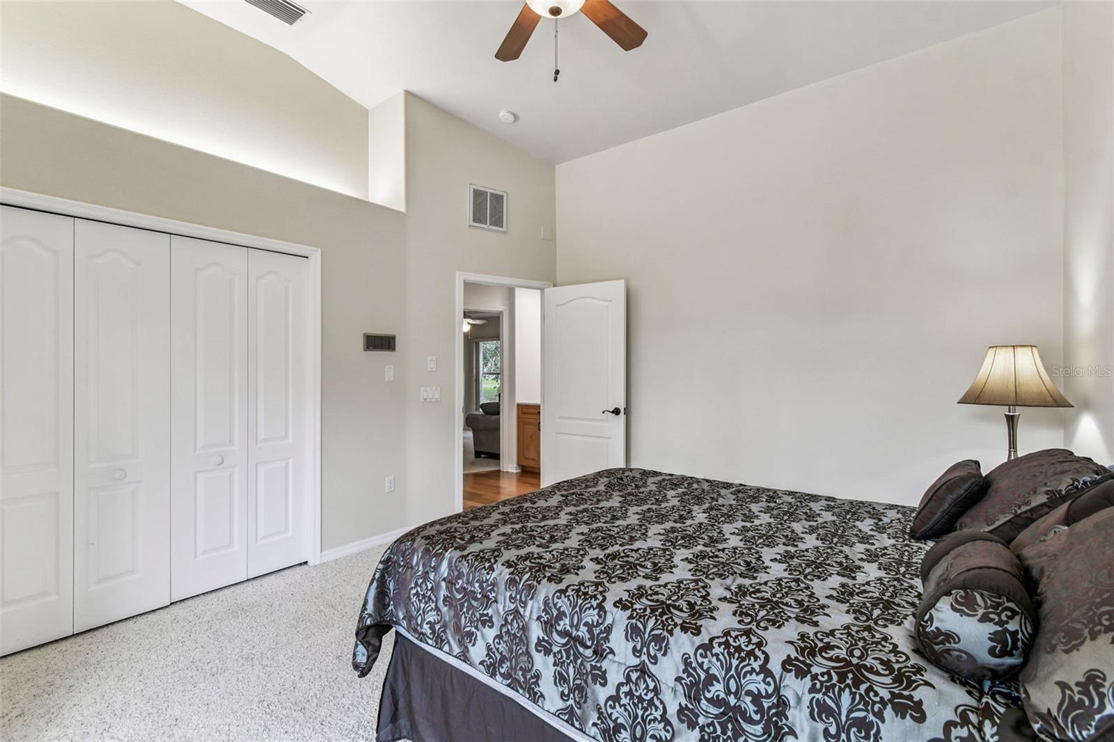 MEYERS COVE - Residential