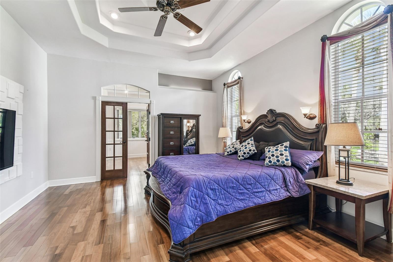 MEYERS COVE - Residential