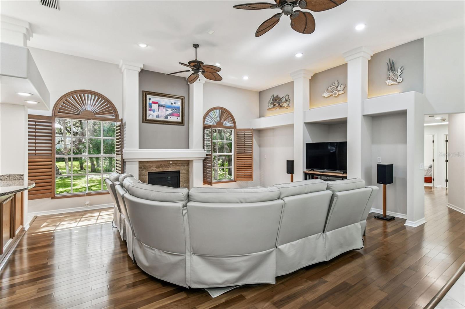 MEYERS COVE - Residential