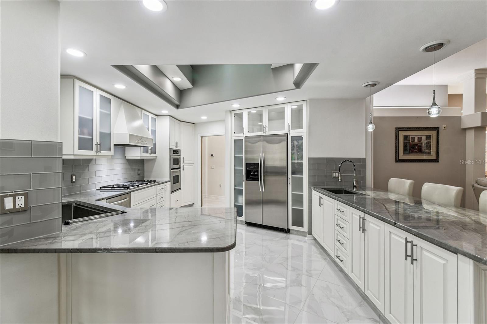 MEYERS COVE - Residential