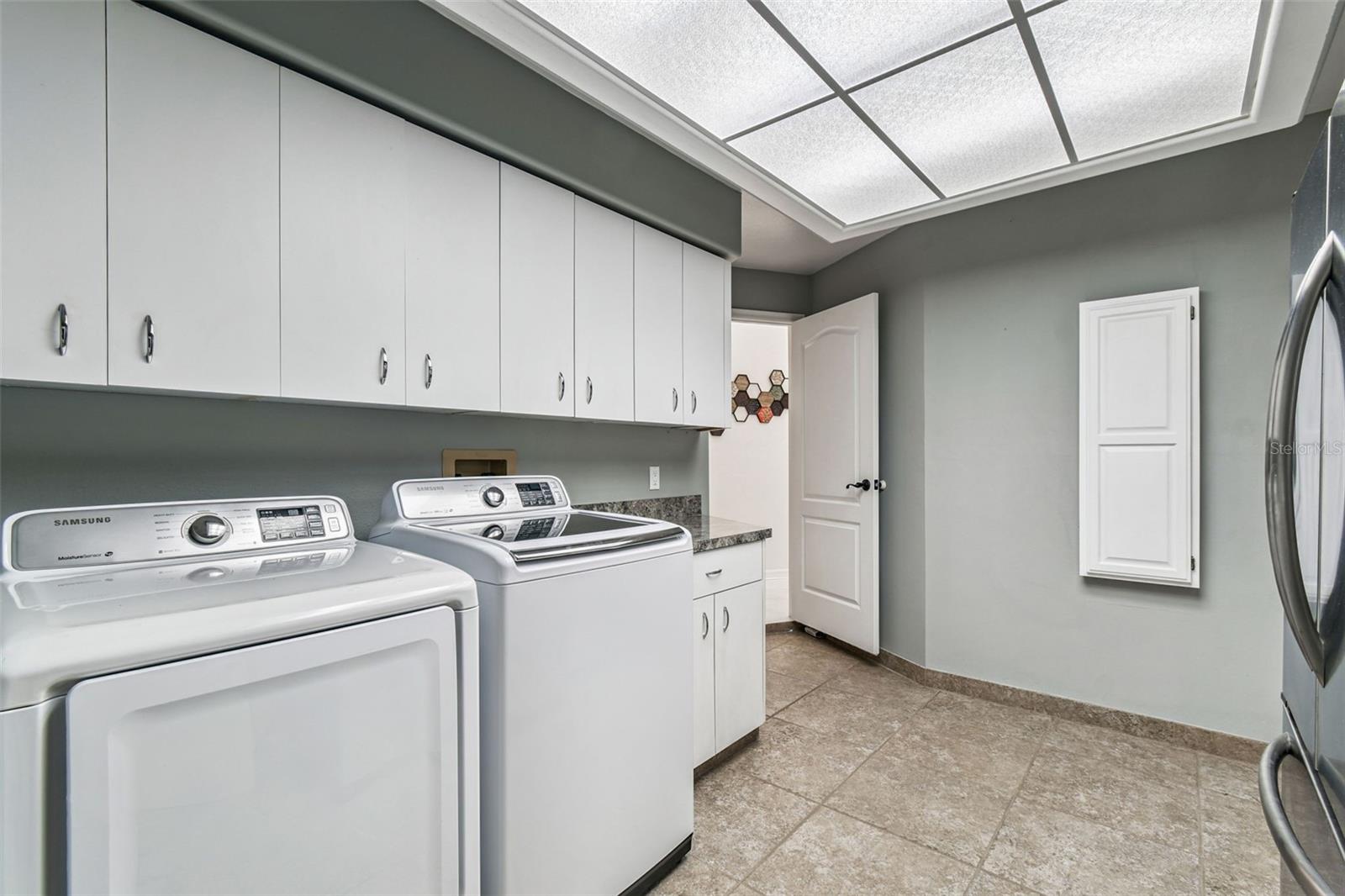 MEYERS COVE - Residential