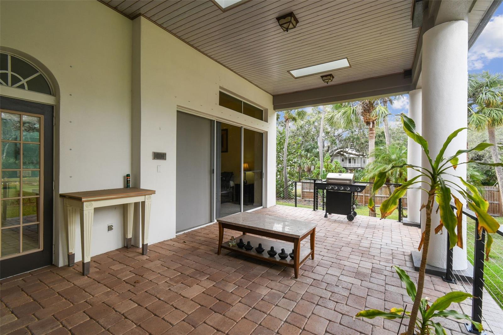 MEYERS COVE - Residential