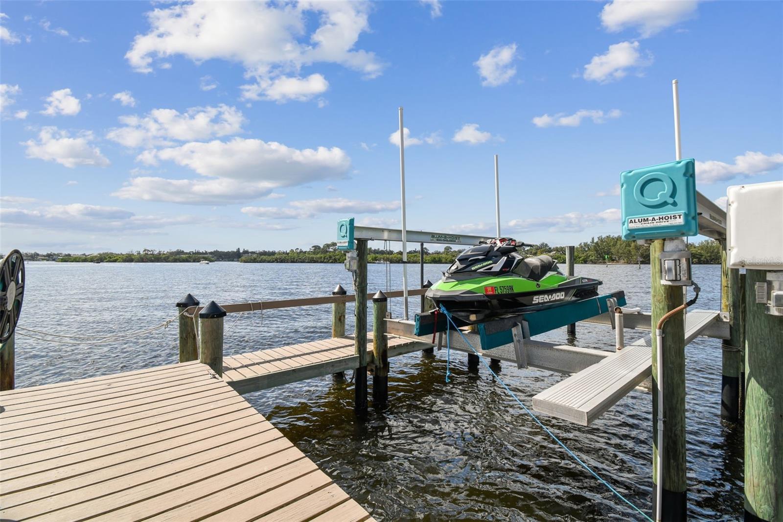 MEYERS COVE - Residential