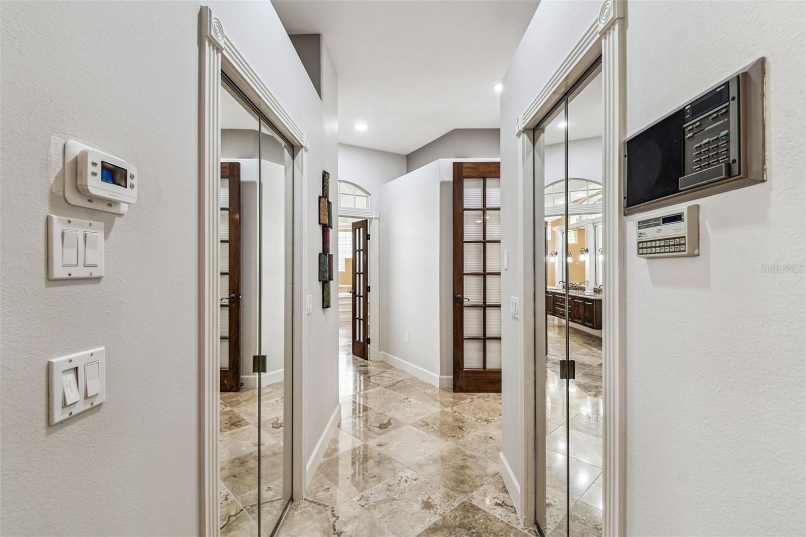 MEYERS COVE - Residential